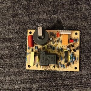 Atwood 31501 OEM RV Hydro Flame Furnace Ignition Board.